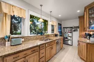 1311 W Columbia Ave, Chicago, IL 60626 - Photo 12