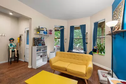1311 W Columbia Avenue, Chicago, IL 60626 - Photo 4