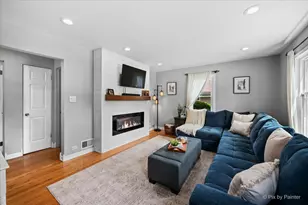 68 S 3rd Ave, Lombard, IL 60148 - Photo 6