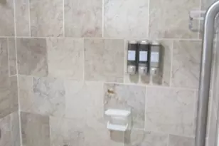 2400 W Talcott Rd, Park Ridge, IL 60068 - Photo 20
