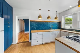 1456 W Hollywood Ave, Chicago, IL 60660 - Photo 14