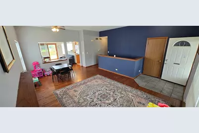 1356 Almaden Lane, Gurnee, IL 60031 - Photo 2