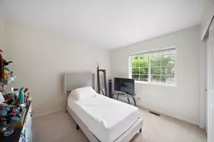 1531 Vineyard Dr, Gurnee, IL 60031 - Photo 16