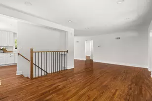 8918 Parkside Ave, Morton Grove, IL 60053 - Photo 4