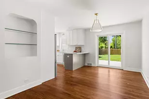 8918 Parkside Ave, Morton Grove, IL 60053 - Photo 8