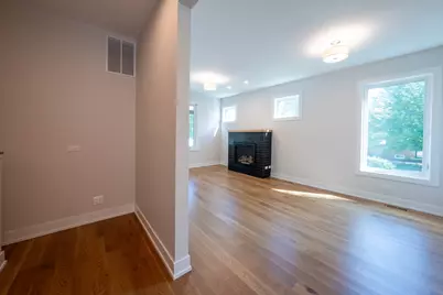 1901 W Berwyn Avenue #1, Chicago, IL 60640 - Photo 6