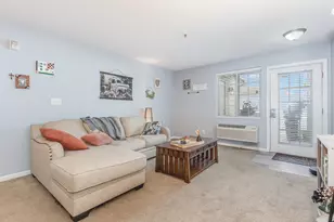 162 Bertram Dr, Yorkville, IL 60560 - Photo 2