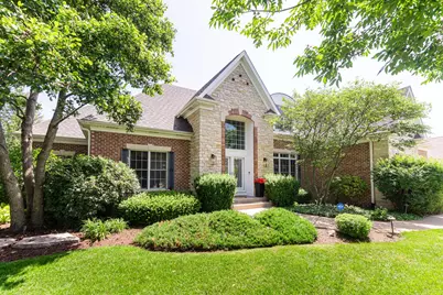 910 Freedom Circle, Sycamore, IL 60178 - Photo 4