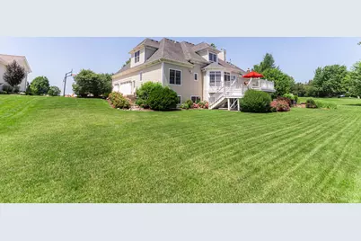 910 Freedom Circle, Sycamore, IL 60178 - Photo 46