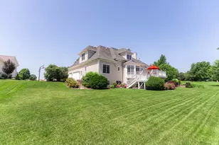 910 Freedom Cir, Sycamore, IL 60178 - Photo 46