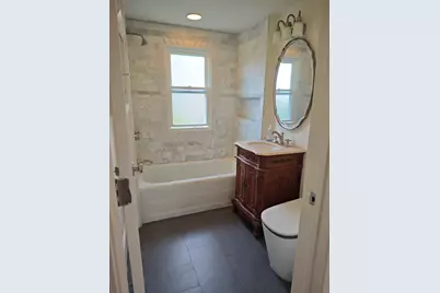 2924 N 75th Court, Elmwood Park, IL 60707 - Photo 8
