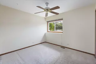 235 Indianwood Ln, West Chicago, IL 60185 - Photo 20