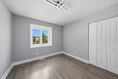 223 S Dante Avenue, Glenwood, IL 60425 - Photo 14