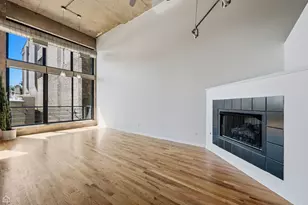 1934 N Washtenaw Ave, Chicago, IL 60647 - Photo 8