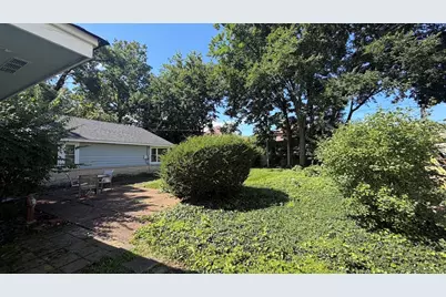 2164 Manor Lane, Park Ridge, IL 60068 - Photo 4