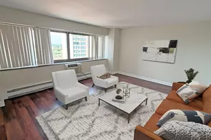 7337 S South Shore Dr, Chicago, IL 60649 - Photo 20