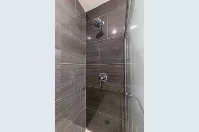 5746 S Paulina Street, Chicago, IL 60636 - Photo 10