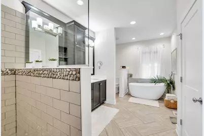 110 S Washington Street, Wheaton, IL 60187 - Photo 32