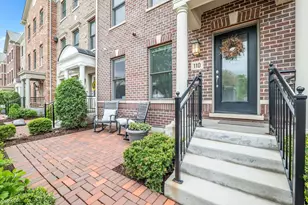 110 S Washington St, Wheaton, IL 60187 - Photo 2