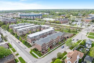 110 S Washington St, Wheaton, IL 60187 - Photo 46