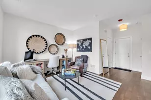 110 S Washington St, Wheaton, IL 60187 - Photo 4