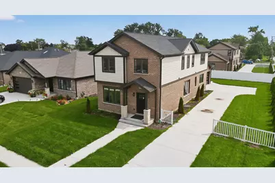 7957 W 73 Place, Bridgeview, IL 60455 - Photo 1