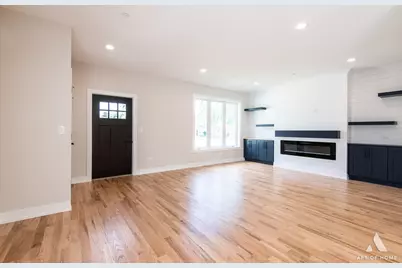 7957 W 73 Place, Bridgeview, IL 60455 - Photo 8