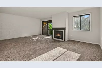 7544 Clarendon Hills Road #2E, Willowbrook, IL 60527 - Photo 6