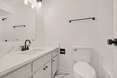 7544 Clarendon Hills Road #2E, Willowbrook, IL 60527 - Photo 12