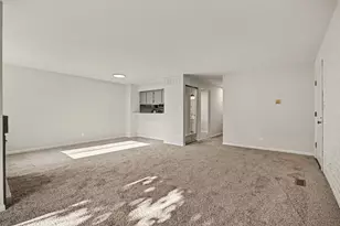 7544 Clarendon Hills Rd, Willowbrook, IL 60527 - Photo 4