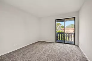 7544 Clarendon Hills Rd, Willowbrook, IL 60527 - Photo 10