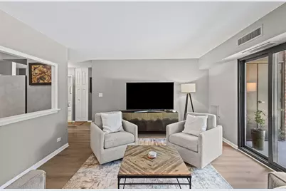 1605 E Central Road #211B, Arlington Heights, IL 60005 - Photo 4