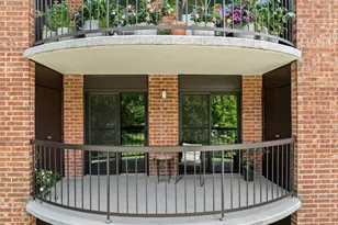 1605 E Central Rd, Arlington Heights, IL 60005 - Photo 20