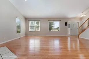 507 E Rennesoy Dr, Newark, IL 60541 - Photo 6