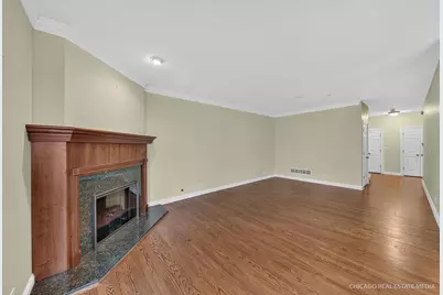 790 Parkview Court, Glen Ellyn, IL 60137 - Photo 16