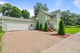 904 N Prospect St, Rockford, IL 61107 - Photo 2