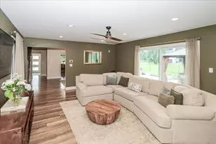 33838 N Christa Dr, Ingleside, IL 60041 - Photo 10