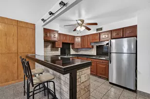 5901 N Sheridan Rd, Chicago, IL 60660 - Photo 4