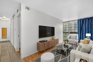 5901 N Sheridan Rd, Chicago, IL 60660 - Photo 2