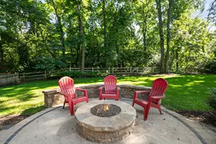 7541 Bittersweet Dr, Gurnee, IL 60031 - Photo 34
