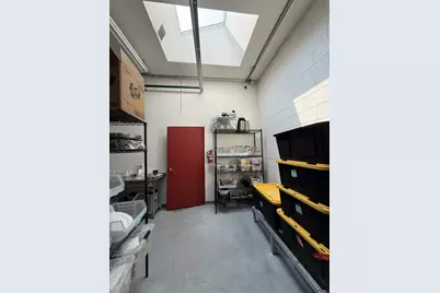 3026 W Carroll Avenue, Chicago, IL 60612 - Photo 16