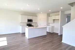 2271 Cobble Spgs Dr, Wonder Lake, IL 60097 - Photo 2