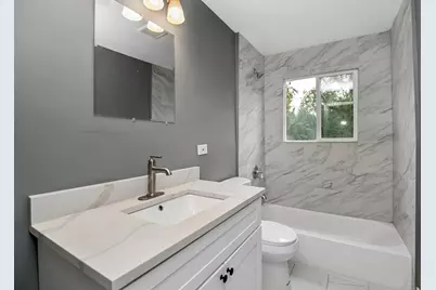 8836 Oakwood Drive, Hickory Hills, IL 60457 - Photo 12
