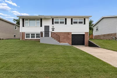 8836 Oakwood Drive, Hickory Hills, IL 60457 - Photo 1