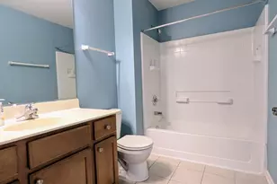 284 Edmundton Cir, Carol Stream, IL 60188 - Photo 22