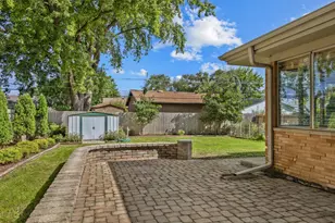 510 E Spring Ave, South Elgin, IL 60177 - Photo 24