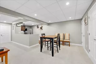 635 Maplewood Cir, Elburn, IL 60119 - Photo 34