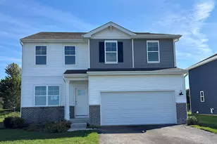 2013 Winterberry Trl, Wonder Lake, IL 60097 - Photo 1