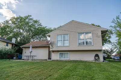33 Jacobsen Avenue, Glendale Heights, IL 60139 - Photo 4