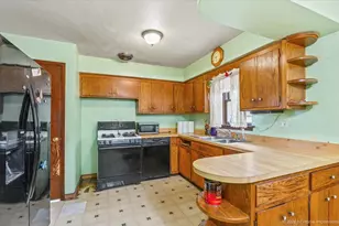 10727 S Millard Ave, Chicago, IL 60655 - Photo 8